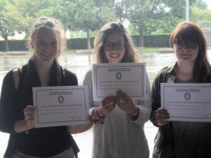 Trois élèves distingués au concours « Défense et illustration de la langue française »....